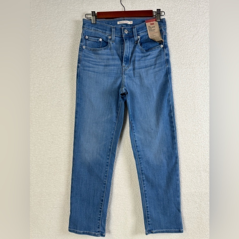 Levi’s 724 High Rise Slim Straight Cropped Jeans Size 27